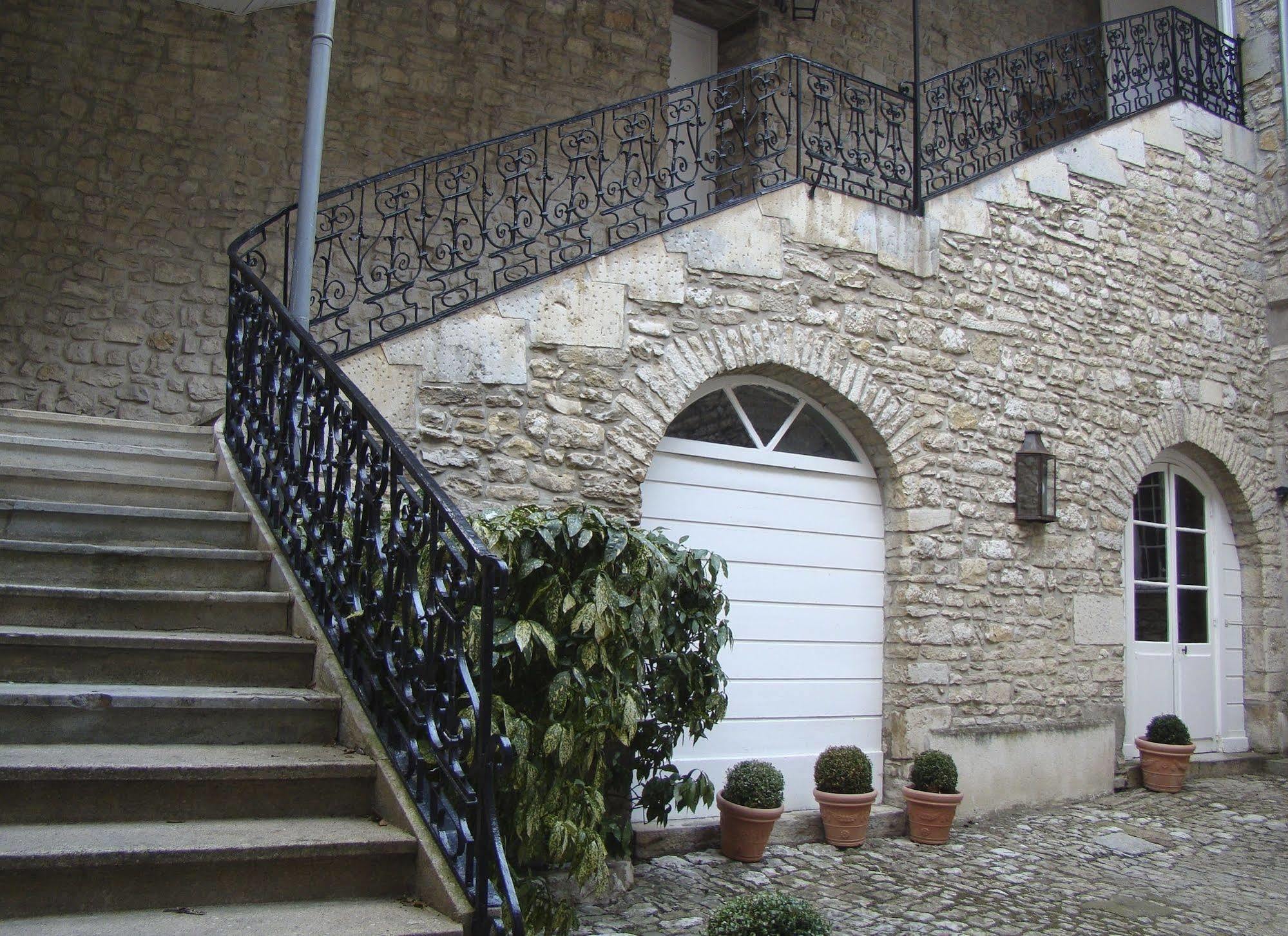 L'annexe Du 11 A 4* Besançon